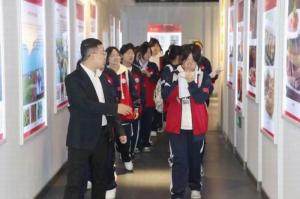 新安職高師生一行赴洛陽正大開(kāi)展參觀(guān)實(shí)習(xí)